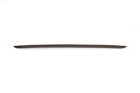 VW Passat B8 Sedan Siyah Krom Bagaj Alt Çıtası 2015 ve Sonrası