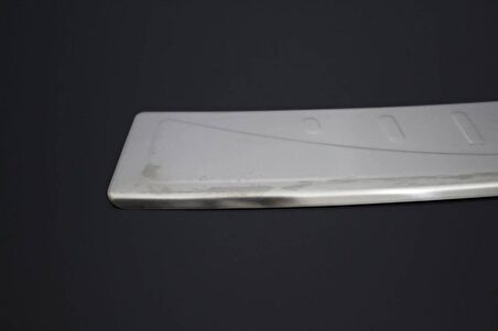 VW T6.1 Transporter Krom Arka Tampon Eşiği Tek Kapılı (Taşlı) 2020 ve Sonrası