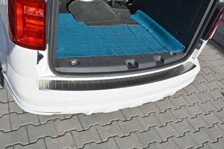 VW Caddy Krom Arka Tampon Eşiği Taşlı 2015-2020 Arası