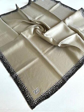 Levidor Tivil Saf İpek Eşarp 49220 Yeşil Karışık Desen