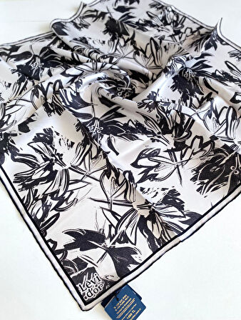 Levidor Tivil Saf İpek Eşarp 49696 Beyaz Karışık Desen