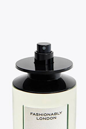 FASHIONABLY LONDON EDP 100 ML (3.4 FL.OZ).