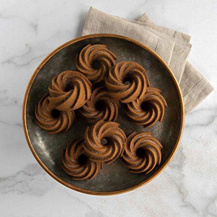 Nordic Ware Heritage Bundtlette Pan 6'lı Kek Kalıbı
