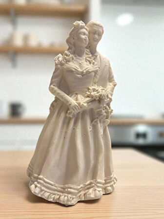 Beyaz Seramik Gelin Damat Biblo – Dekoratif Süs Objesi