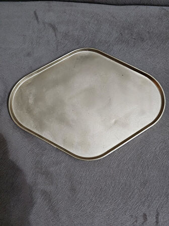 Taş Tozu El Yapımı Nişanlık Sunumluk ve Mumluk Oval Dörtgen Tepsi – Şık Dekoratif Tasarım (30x23 cm)