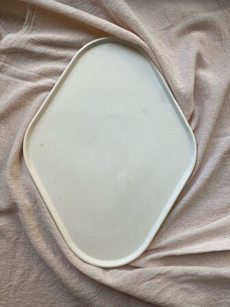 Taş Tozu El Yapımı Nişanlık Sunumluk ve Mumluk Oval Dörtgen Tepsi – Şık Dekoratif Tasarım (30x23 cm)