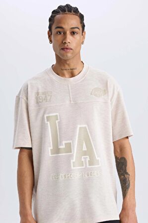 DeFactoFit NBA Los Angeles Lakers Oversize Geniş Kalıp Bisiklet Yaka Kısa Kollu Pike Tişört D8551AX25SPBG745