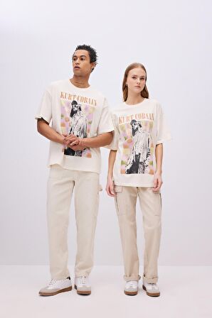 DeFacto Unisex Kurt Cobain Oversize Geniş Kalıp Bisiklet Yaka Kısa Kollu Tişört C3769AX24SMER103