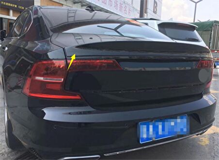 Volvo S90 spoiler (Pianoblack) 2016-2020 arası