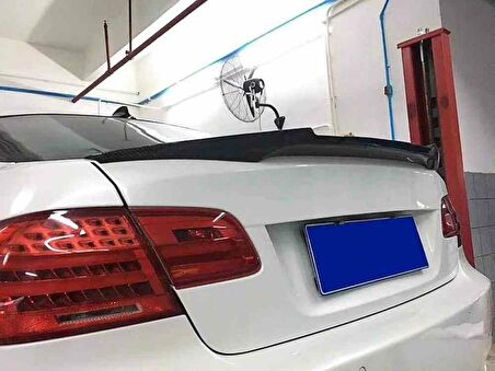 Bmw E92 coupe M4 boyalı spoiler (Pianoblack) 2005-2012 arası