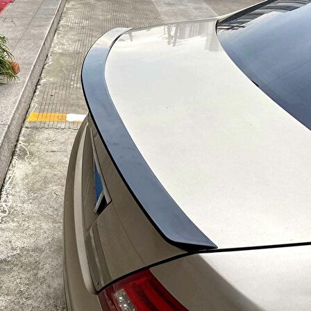 Mercedes w204 boyalı (Pianoblack) spoiler 2007-2013 arası