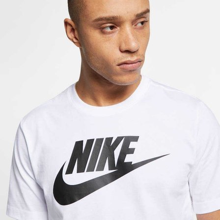 Nike Sportswear T-Shirt  Erkek T-Shirt AR5004-101