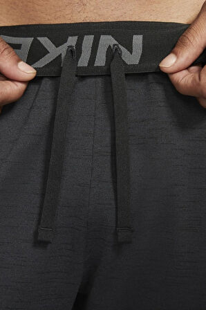 Nike Yoga Dri Fit Trainning Men' Short Erkek Antrenman Şortu Siyah