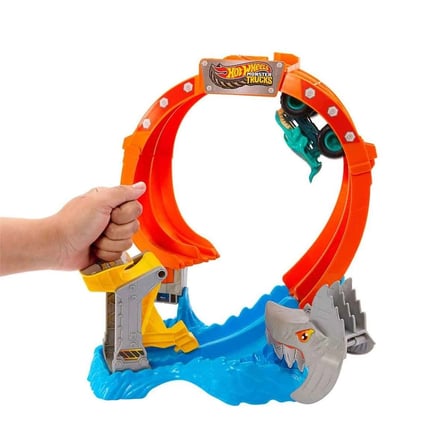 HW Monster Trucks Köpekbalığı Oyun Seti JFR08