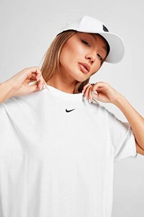 Nike Sportswear Oversized T-Shirt Unisex Nakış Swooslu Beyaz Tişört