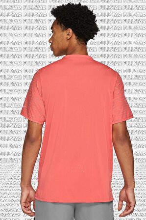 Nike Rise 365 Run Division Short Sleeve Reflectörlü Erkek Koşu Tişörtü Pembe