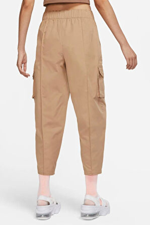 Nike Sportswear Essentials Curve Woven High Rise Pants Kadın Bol Kesim Yüksek Bel Dokuma Kargo Cepli EŞofman Altı Bej