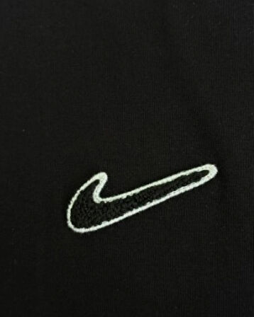 NİKE FV7726-010  T-SHİRT