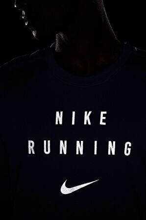 Nike Running Dri-Fit Run Division Reflect Reflektörlü Mor Tişört