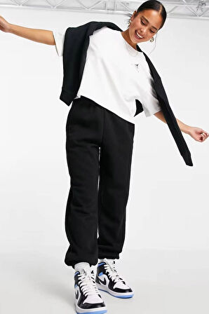 Nike Jordan Essential Boxy Loose Fit T-shirt Black Kadın Bol Kesim Crop Tişört Beyaz