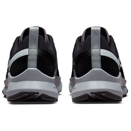 Nike React Pegasus Trail 4 Erkek Siyah Beyaz Arazi Yürüyüş Koşu Ayakkabısı