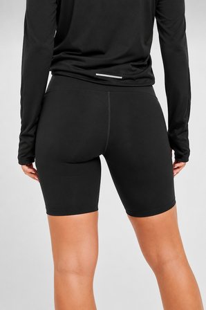 Nike Go Women's High Rise 8" Biker Black Shorts With Pockets Kadın Lazer Kesim Yükske Bel 6 Cepli Tayt Şort Siyah