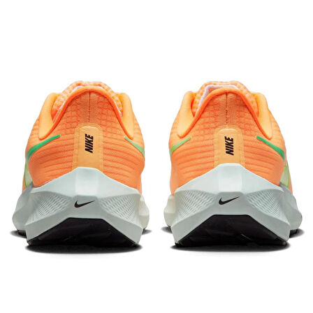 Nike Air Zoom Pegasus 39 Unisex Koşu Ayakkabısı Turuncu