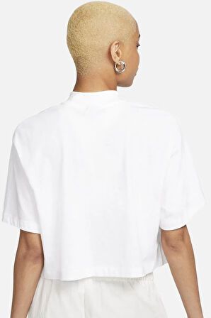 Nike Sportswear Essential Boxy Mock-Neck Oversize T-shirt Kadın Crop Oversize Tişört Beyaz