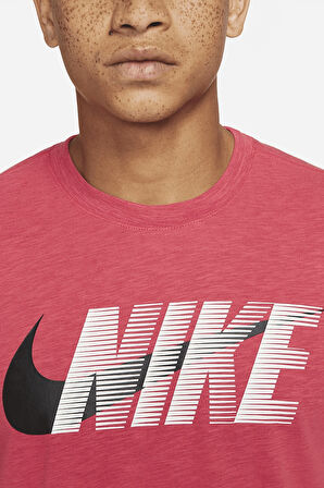 Nike Sportwear Büyük Çift Logolu Kısa Kollu Kırmızı Tişört