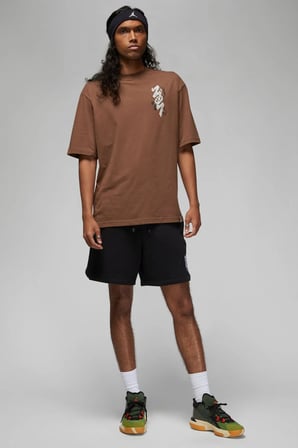 Nike Air Jordan Zion Sneaker School Mens Tee Black Grafik Baskılı Erkek Tişört Kahverengi
