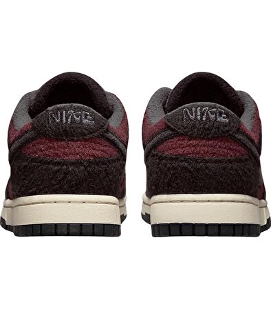 Nike Dunk Low Covered in Fleece Burgundy Unisex Sneaker Bordo