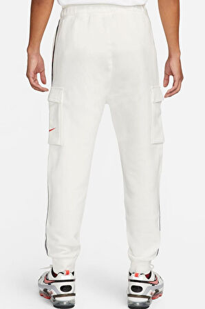 Nike Sportswear Repeat Standart Fit Kesim Şardonlu Kargo Cepli Erkek Eşofman Altı Beyaz