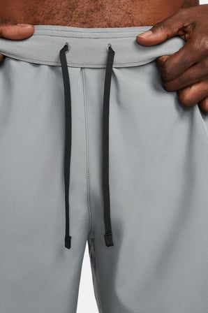 Nike Challenger Mens Running Shorts 9 İnç Reflektörlü Erkek Koşu Antreman Şortu Gri