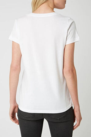 Nike Sportswear Futura Logo V Neck White Tee V Yaka Pamuklu Beyaz Kadın Tişört