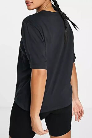 Nike Running Trail Logo T-shirt Black Kadın Bol Kesim Spor Tişört Siyah