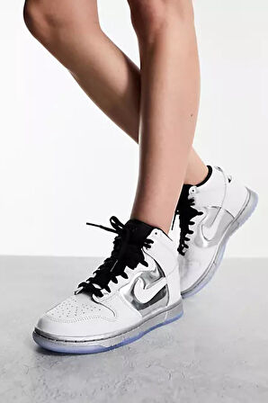 Nike Dunk High SE Leather Kadın Sneaker Hakiki Deri Bilekli Beyaz Spor Ayakkabı