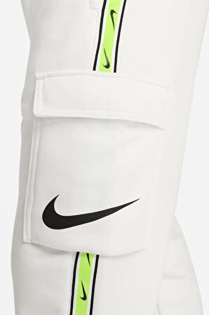 Nike Sportswear Repeat Standart Fit Kesim Şardonlu Kargo Cepli Erkek Eşofman Altı Beyaz