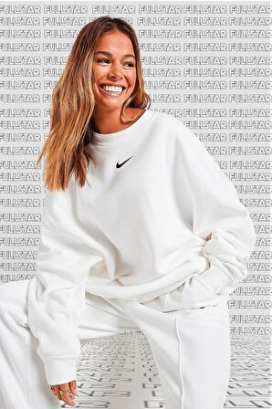 Nike Sportswear Essential Collection Fleece Oversized Crew Kadın Sweatshirt Beyaz