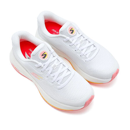 Go Walk Distance Walker Kadın Beyaz Yürüyüş Ayakkabısı 125129 WCRL