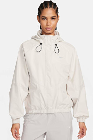 Nike Storm Fit Swift Women's Running Jacket Oversize Kadın Kapüşonlu Yağmur Geçirmez Hava Panelli Koşu Ceket Krem