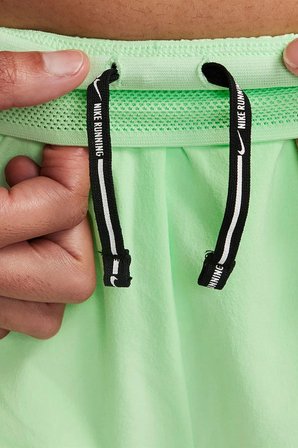 Nike AeroSwift Dri Fit ADV 3" Mid Rise Brief Lined Running Short Green Kadın Pileseli Slip Astarlı Koşu Şortu Yeşil Yeşil