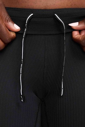 Nike AeroSwift Faith Kipyegon Dri-FIT ADV Mr 5"Mid Rise Brief Lined Running Short Kadın Pileseli Slip Astarlı Koşu Şortu Siyah