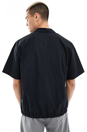 Nike Club Woven Loose Fit Short Sleeve Shirt in Black Erkek Bol Kesim Dokuma Kısa Kollu Spor Gömlek Siyah