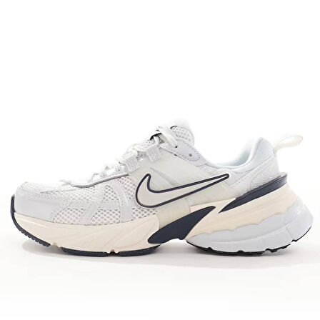 Nike V2K Run Unisex Walking Shoes White And Navy Unisex Yürüyüş Ayakkabısı Beyaz Laci