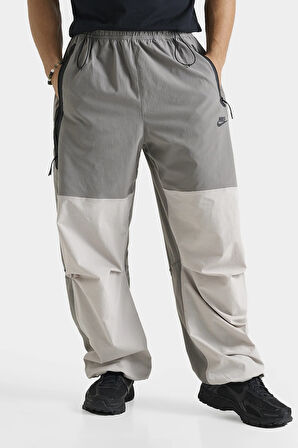 Nike Tech Woven Oversized Pants Flat Pewter Paraşüt Kumaş Erkek Oversize Bol Kesim Eşofman Altı Gri