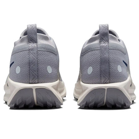 Nike Pegasus Trail 5 GoreTex Su Geçirmez Nefes Alan Reflektörlü Yürüyüş Koşu Ayakkabısı Gri