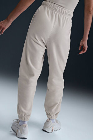 Nike Therma-FIT One Women's Loose Fleece Pants Kadın Bol Kesim Yüksek Bel Eşofman Altı Fildişi