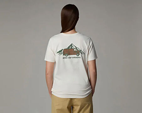 The North Face W Ss Outdoor Graphic Tee Kadın Outdoor Tişörtü NF0A8C22QLI1 Beyaz