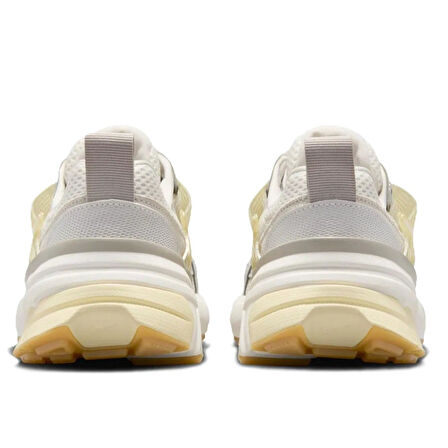 Nike V2K Run Womens Walking Shoes Reflektörlü Kadın Yürüyüş Ayakkabısı Krem