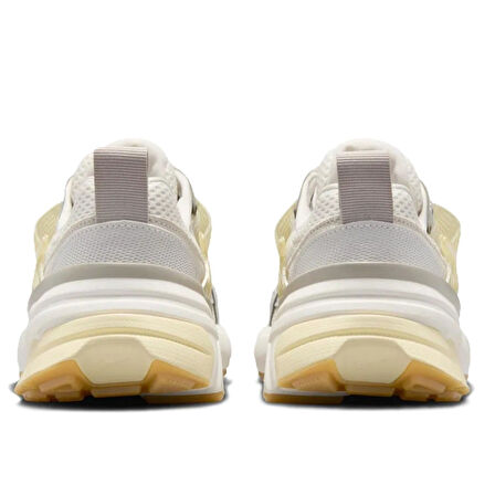 Nike V2K Run Womens Walking Shoes Kadın Yürüyüş Ayakkabısı Krem